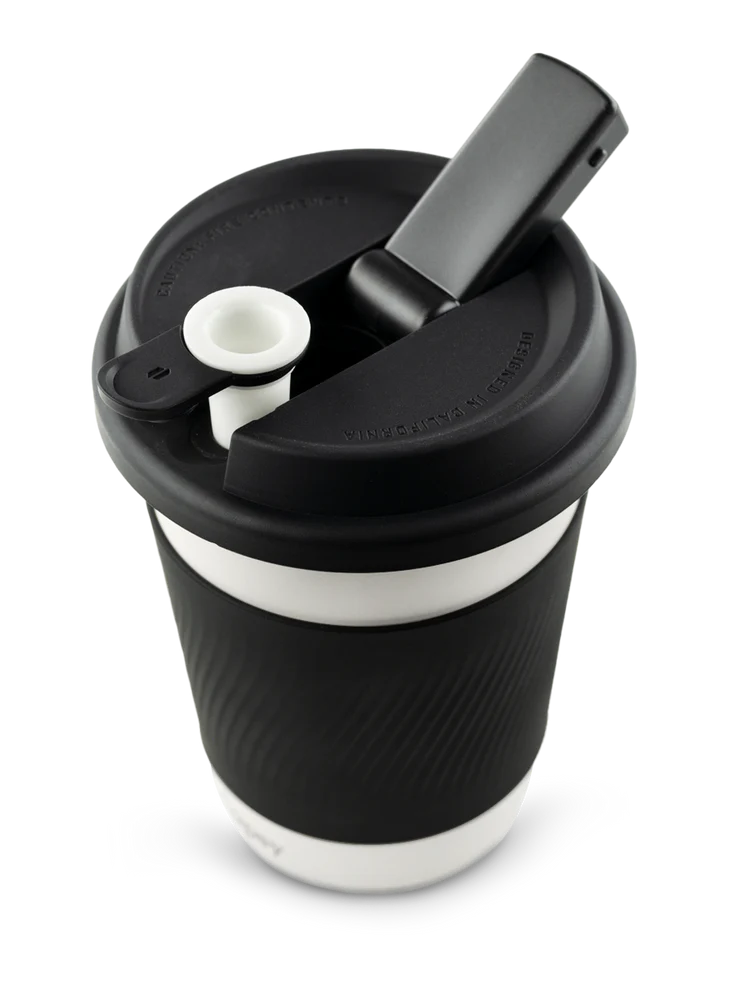 Cupsy discreet water pipe designed to resemble a coffee mug. Ideal for portable and discreet sessions while traveling.